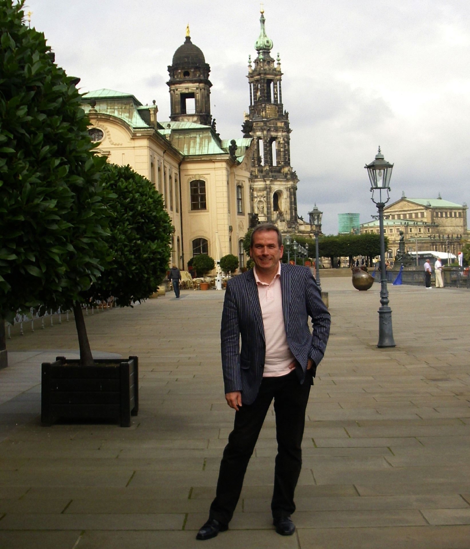KLAUS MICHEL